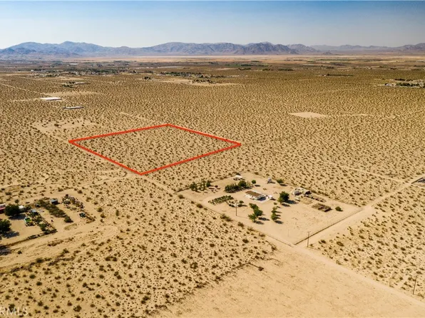 7 Harvest Moon Rd, Lucerne Valley, CA 92356