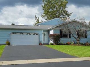 9 Charisma Dr, Gates, NY 14606