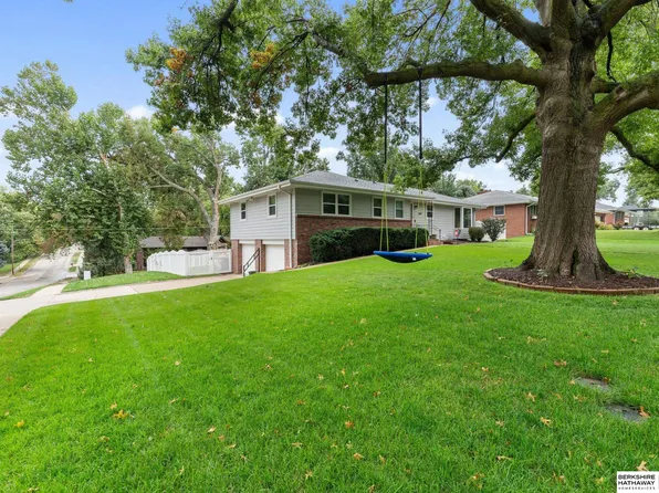 3607 S 116th Ave, Omaha, NE 68144