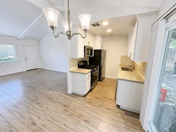 2336 Villanova Cir, 2336 Villanova Cir APT 4, Sacramento, CA 95825