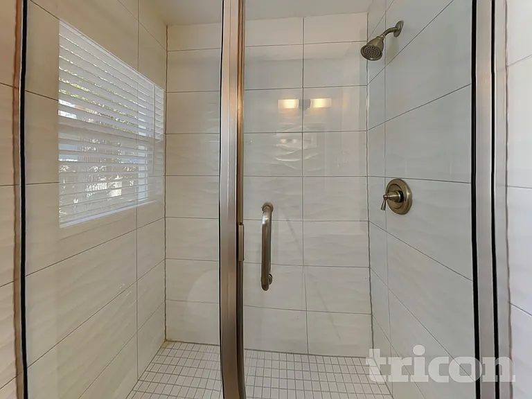 8307 N Elmer St — Photo 14