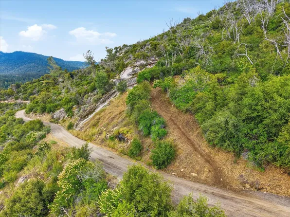 4 Harris Rd, Mariposa, CA 95338