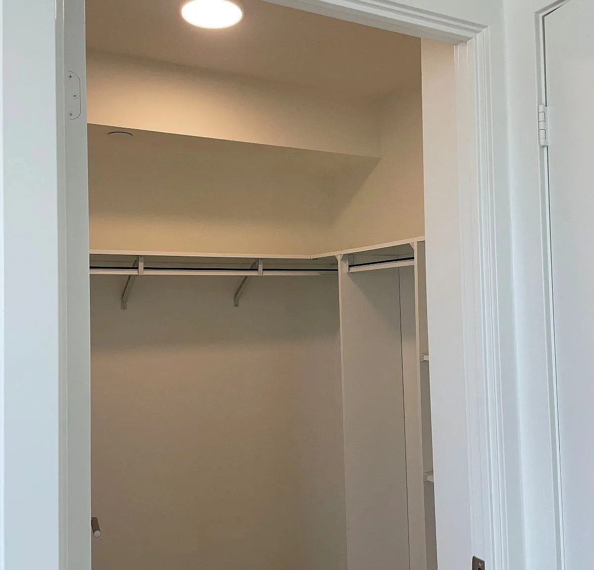 2 bed, $2,280 — Photo 4
