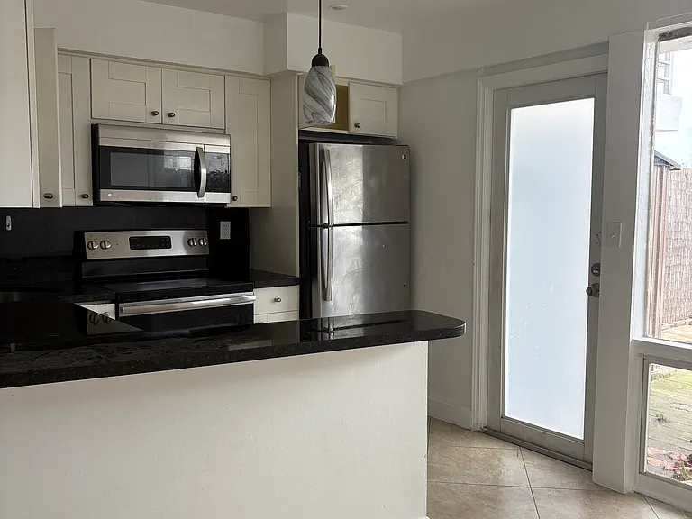 7136 Bonita Dr #6 — Photo 3