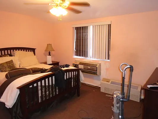 Rented by 18 REALTY | media 28