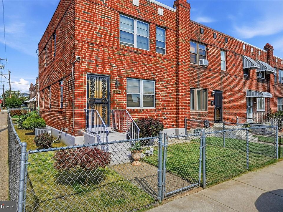 1st image of 1537 N 11th St #A
