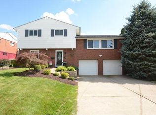 1311 Cardinal Dr, Pittsburgh, PA