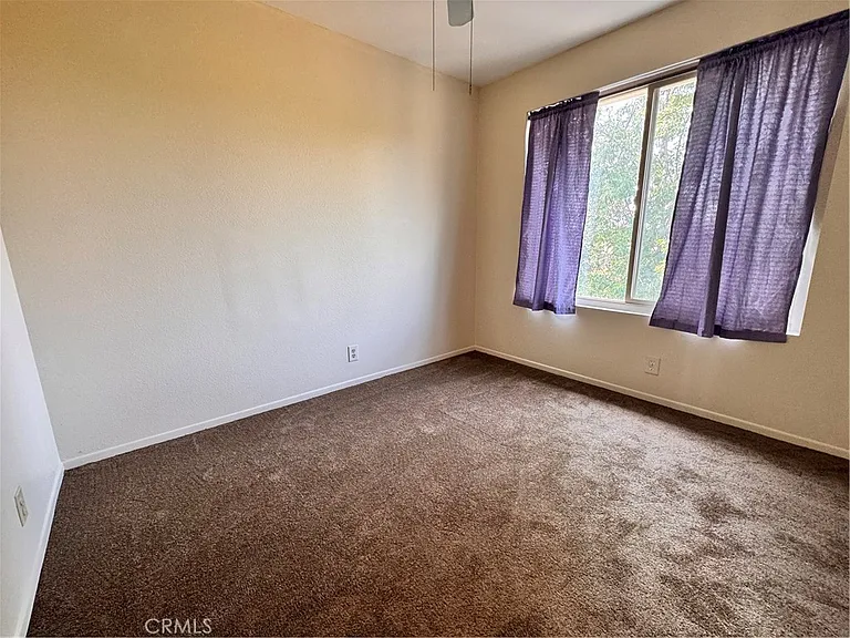 630 Bridgeport Cir #8 — Photo 9