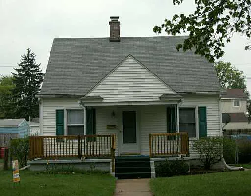 518 Fairview Ave photo 1