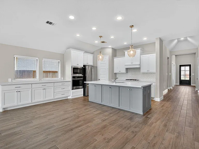 7435 Denali Dr — Photo 16