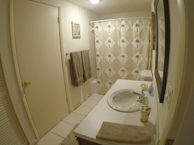 233 NE Edgewater Dr #203 — Photo 19