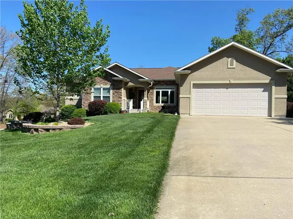 208 Eagle Ave, Gravois Mills, MO 65037