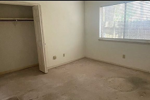 4th image of 19603 Autumn Creek Ln