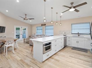 774 98th Ave N, Naples, FL 34108