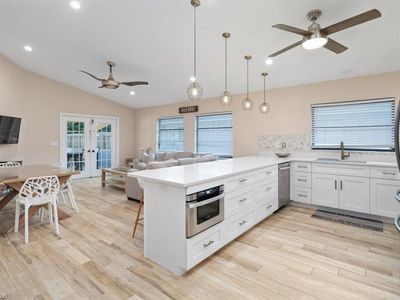 774 98th Ave N, Naples, FL, 34108