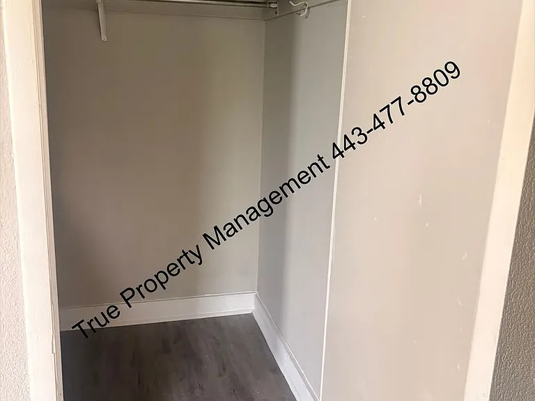 1513 Edmondson Ave — Photo 8