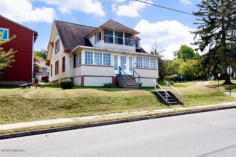 1st image of 2445 Euclid Ave