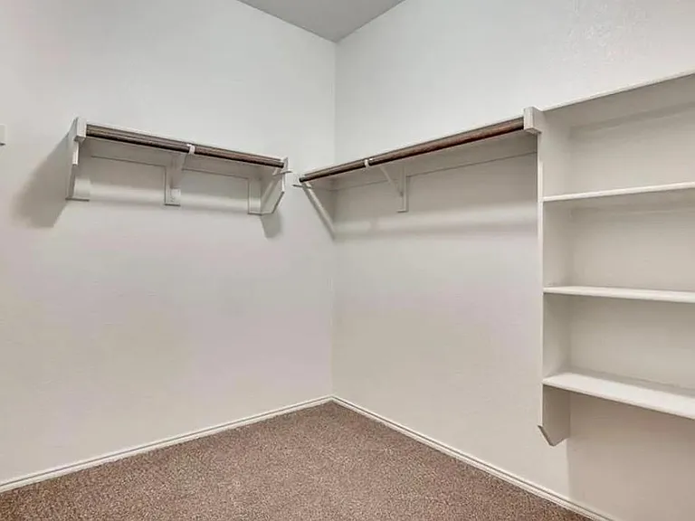 1612 Megan Creek Dr — Photo 13
