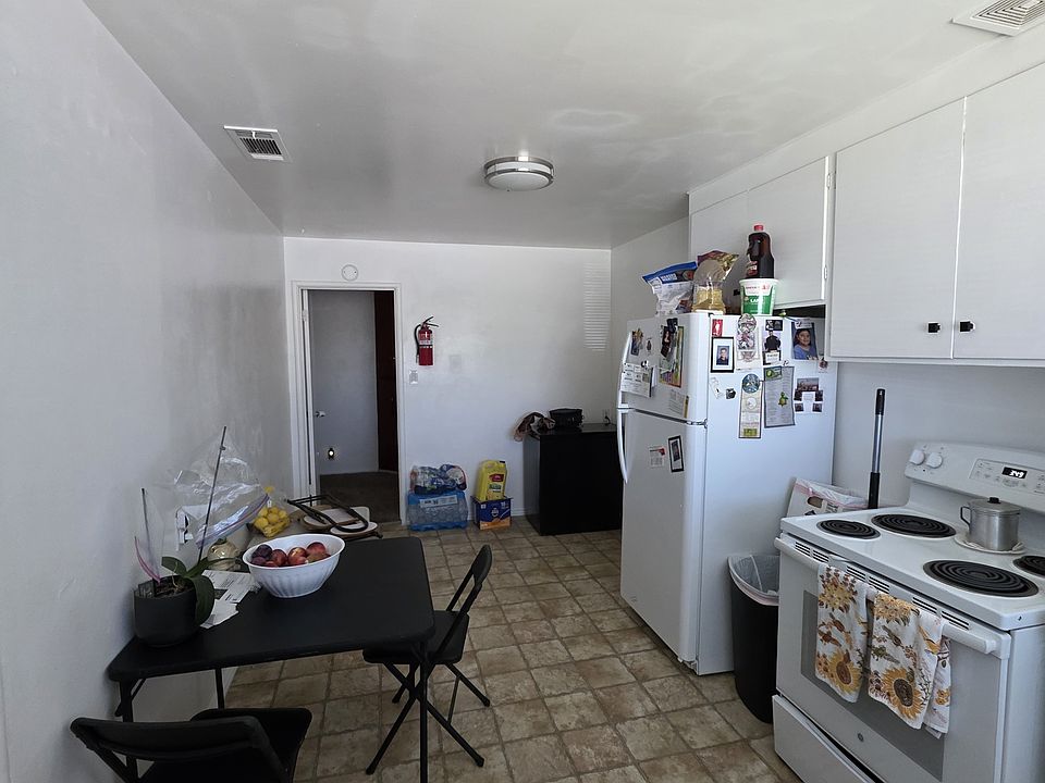 2nd image of 631 Grant Ave