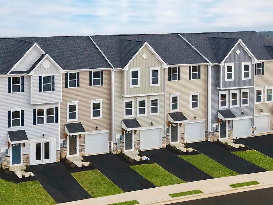 Introducing Huntwell West Townhomes, the largest front load garage 3 and 4-bedroom townhomes in West