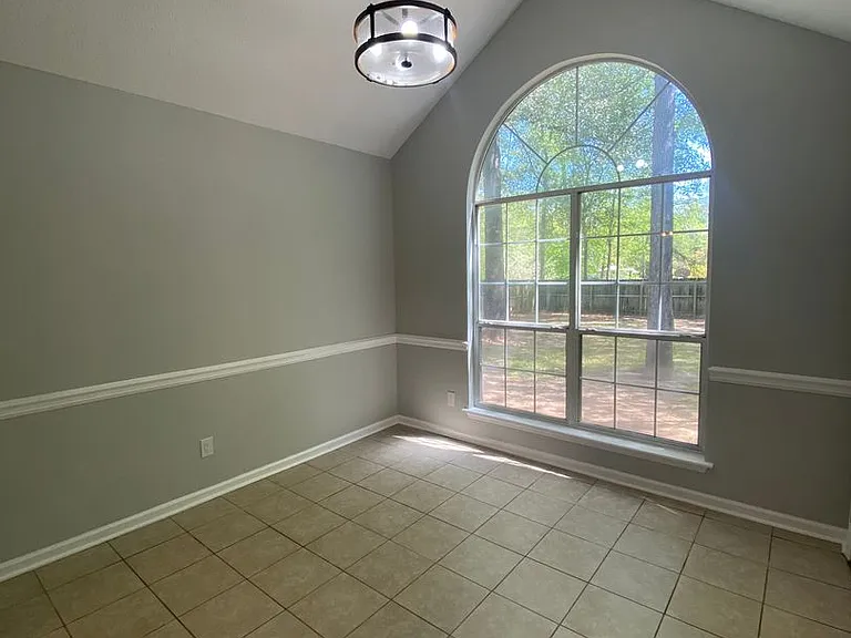 1112 Panola Cir — Photo 8