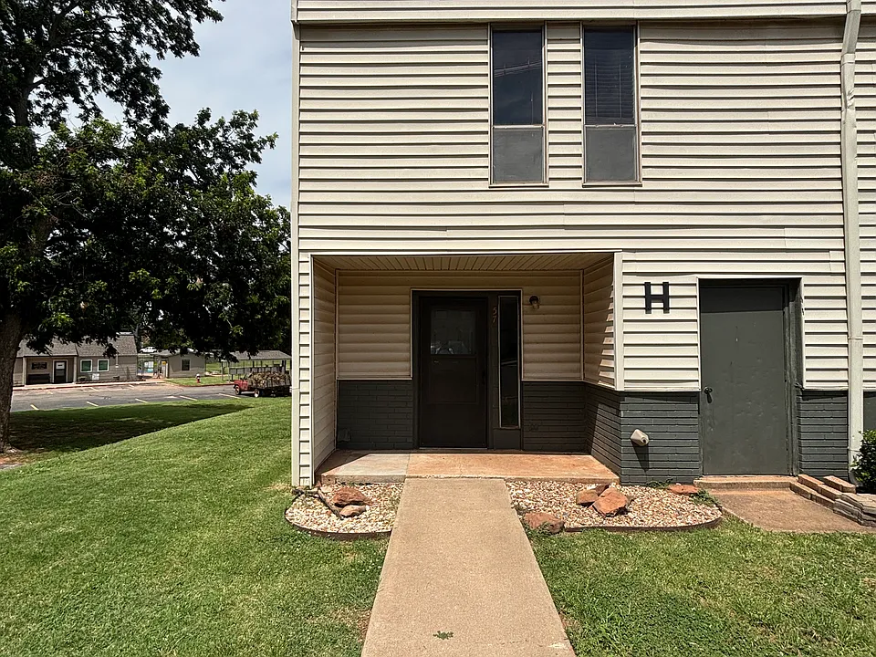 1400 N Perkins Rd #H57