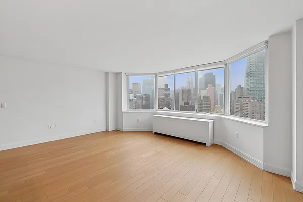 Rented by Greystar | media 1