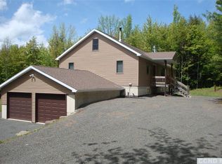 49 High Ridge Rd, Hensonville, NY 12439