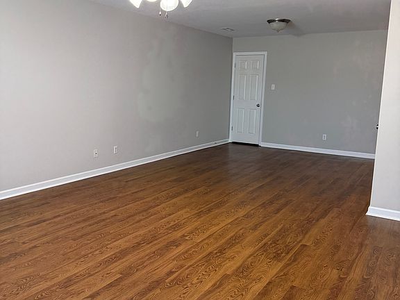 2nd image of 717 Casey Ln