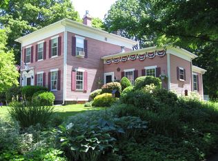 48 Main St, Wales, MA 01081