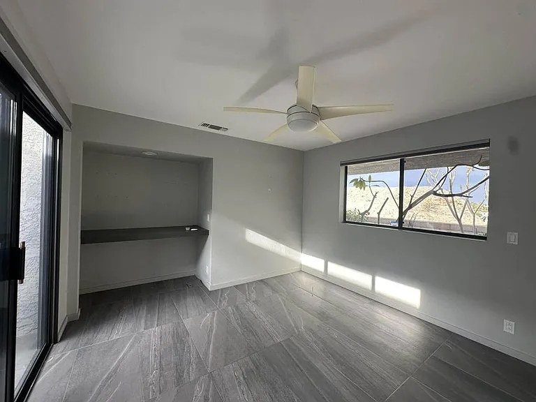 4 Saturn Cir — Photo 16