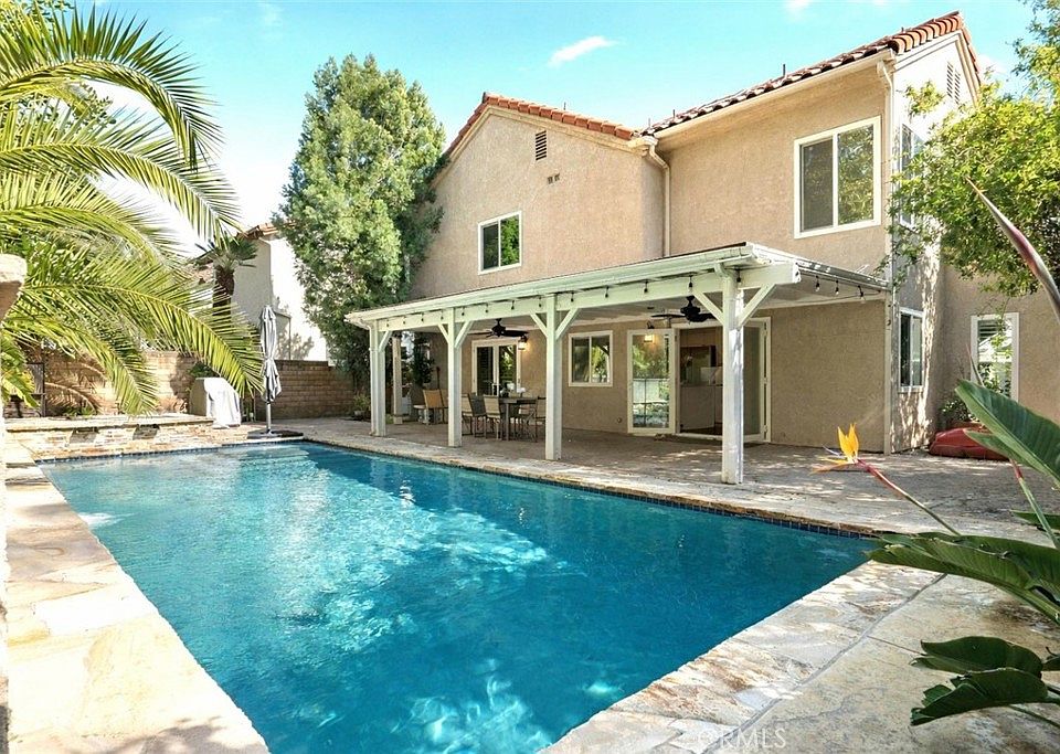 1st image of 7909 Valley Flores Dr