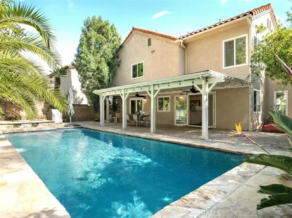 7909 Valley Flores Dr, West Hills, CA 91304