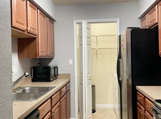 949 Riverside Dr APT 410, Pompano Beach, FL 33071