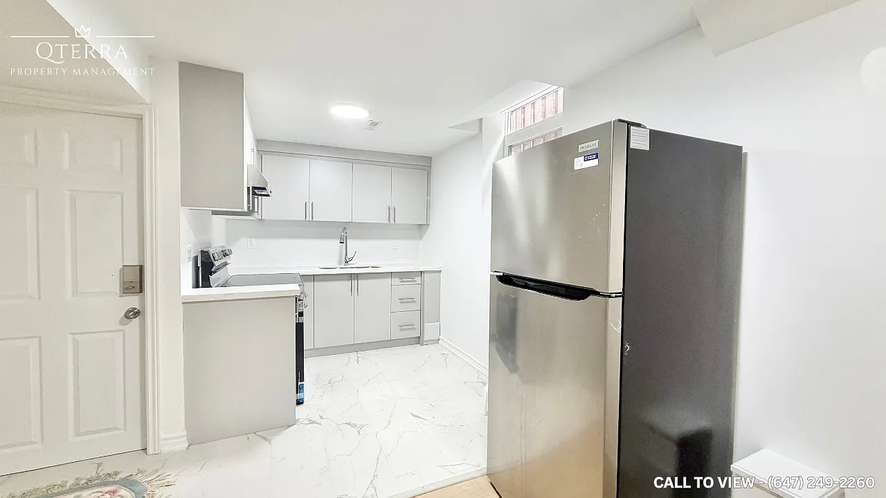 2 bed, 700 sqft, $1,895 — Photo 2