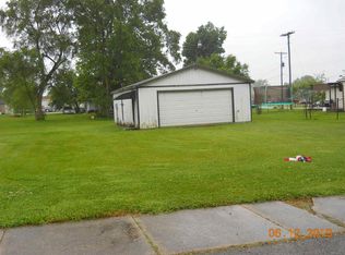 708 E Arthur St, Akron, IN 46910
