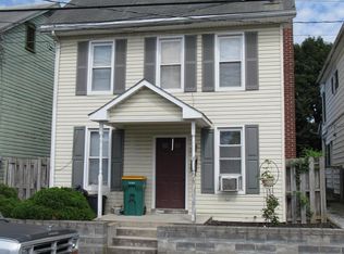 356 Ringgold St, Waynesboro, PA 17268