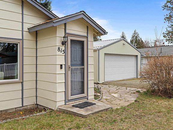 4th image of 815 S Girard Rd