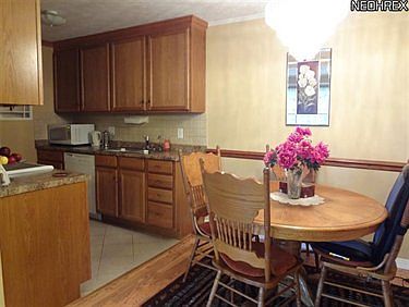 5th image of 16465 Heather Ln APT 201