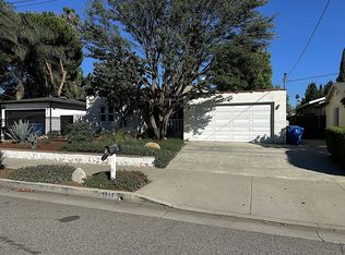 8806 Haskell Ave, North Hills, CA 91343