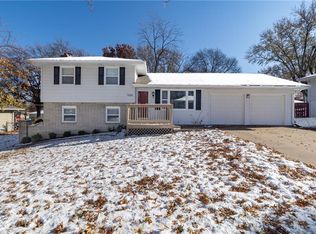 7505 N Wyandotte St, Gladstone, MO 64118