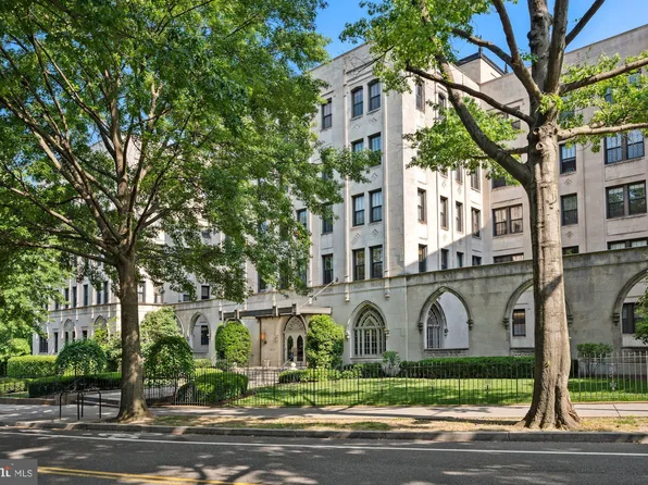 1613 Harvard St NW APT 513, Washington, DC 20009