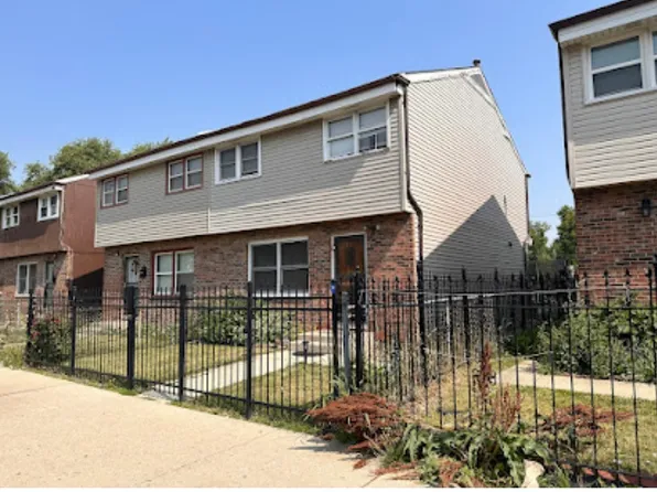 4042 W Washington Blvd, Chicago, IL 60624