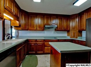 109 NW Sterling Dr, Huntsville, AL 35806