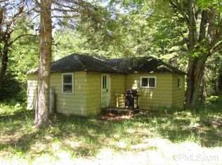 N5418 Star Siding Rd, Shingleton, MI 49884