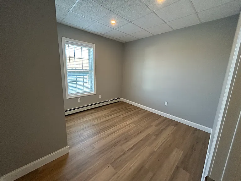 88 Main St #201 — Photo 9