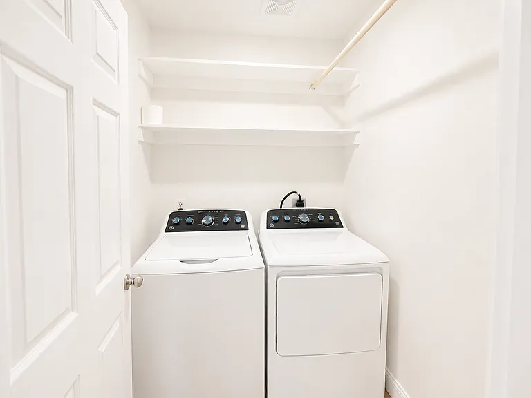1705 Creekside Ave — Photo 7