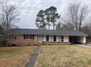 36 Lisa Dr, Greenville, SC 29615