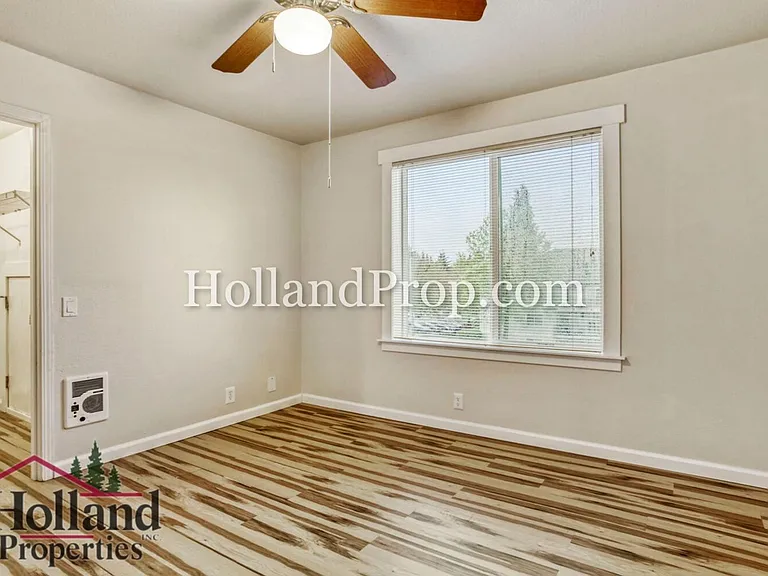 248 NW Prescott Pl — Photo 11