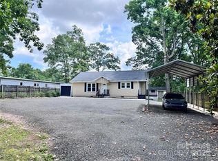 2104 Moose Rd, Kannapolis, NC 28083